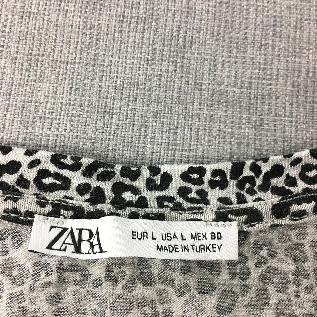 Zara Womens T-Shirt Size L Grey Cheetah Print Knit Short Sleeve Top