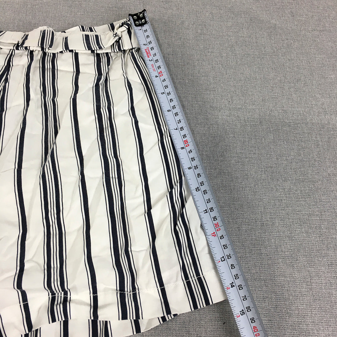 Forever New Womens Shorts Size 10 White Blue Striped Tie-Up Pockets