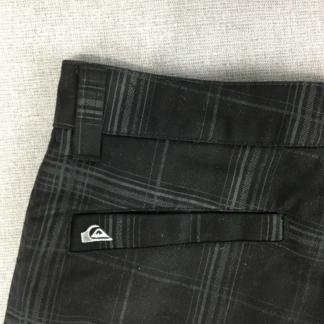 Quiksilver Kids Boys Shorts Size 12 Black Checkered Pockets Logo