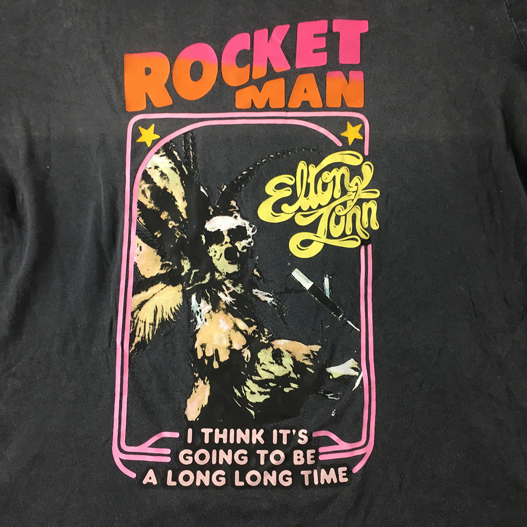 Elton John Rocket Man T-Shirt Adult Size M Grey Short Sleeve Crew Neck Tee