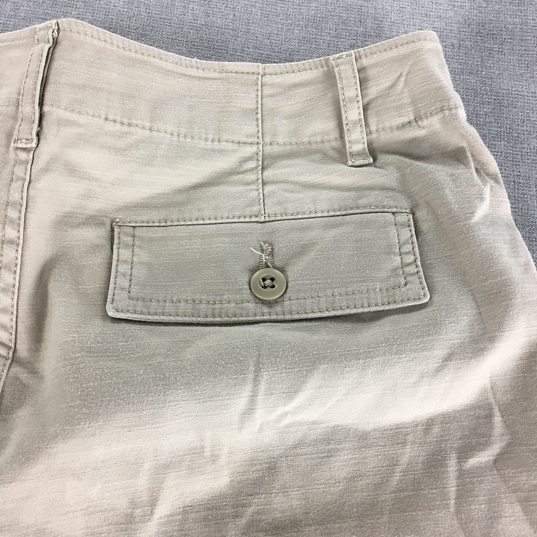 Uniqlo Womens Shorts Size 27 Grey Chino Pockets Stretch Fabric