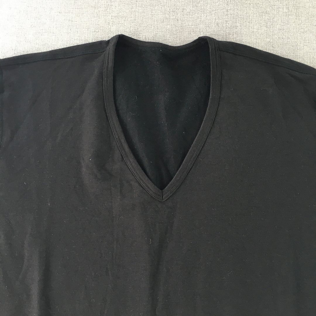 Uniqlo Heattech Mens Shirt Size XL Black Long Sleeve V-Neck Thermal