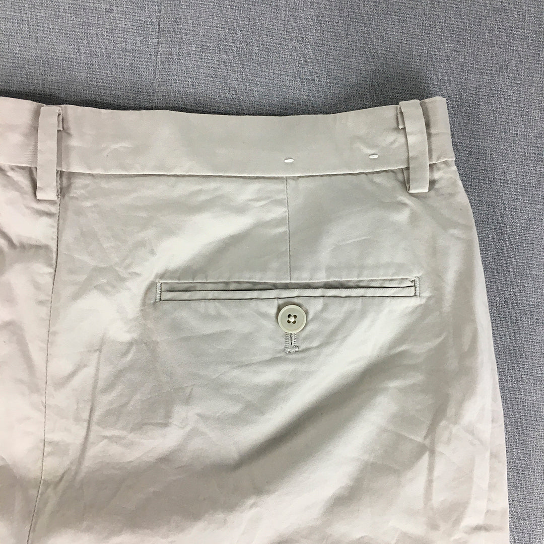 Uniqlo Mens Chino Shorts Size M Grey Pockets Casual Walking