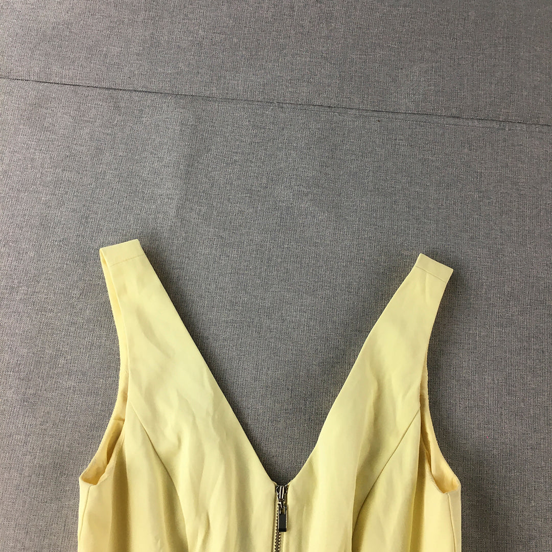 Cue Womens Mini Dress Size 6 Yellow Pleated A-Line V-Neck Sleeveless