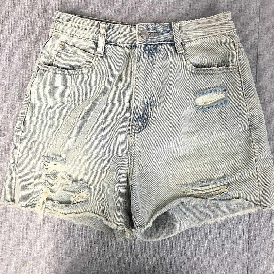 White Fox Womens Denim Shorts Size S Blue Light Wash Raw Hem Pockets Jorts