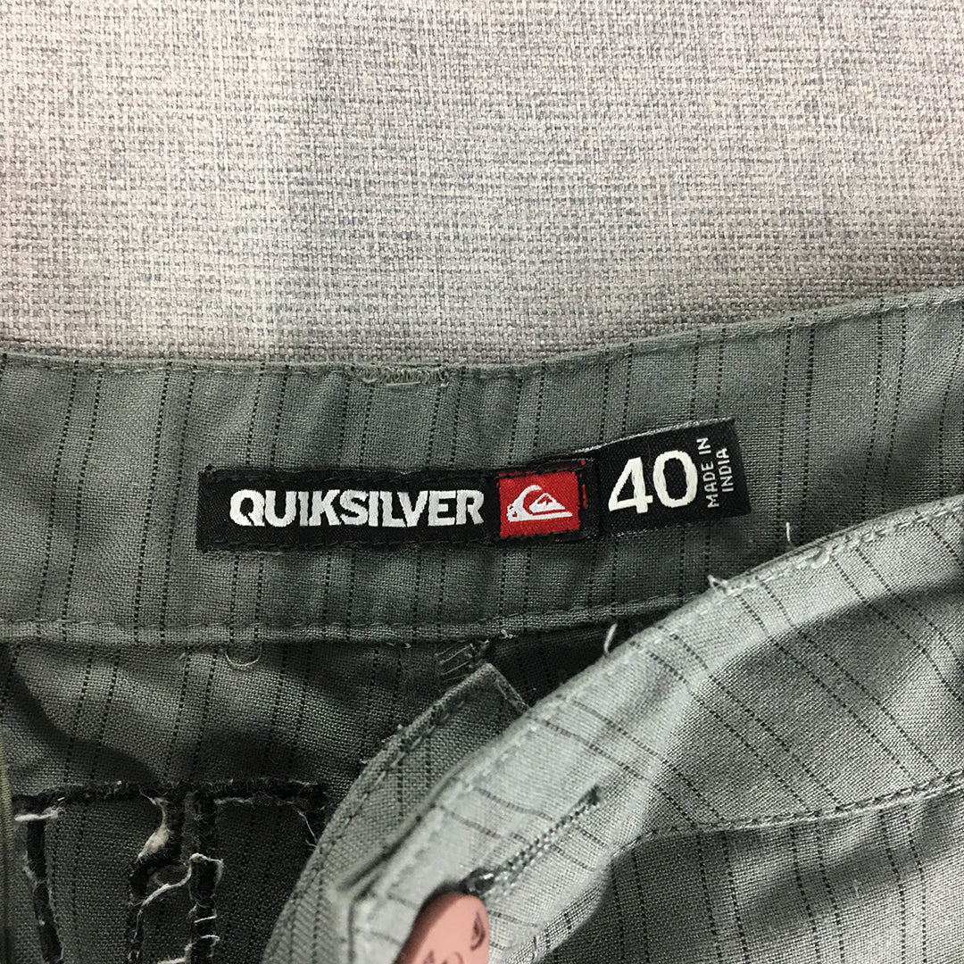 Quiksilver Mens Chino Shorts Size 40 Grey Striped Pockets Logo Casual Walking