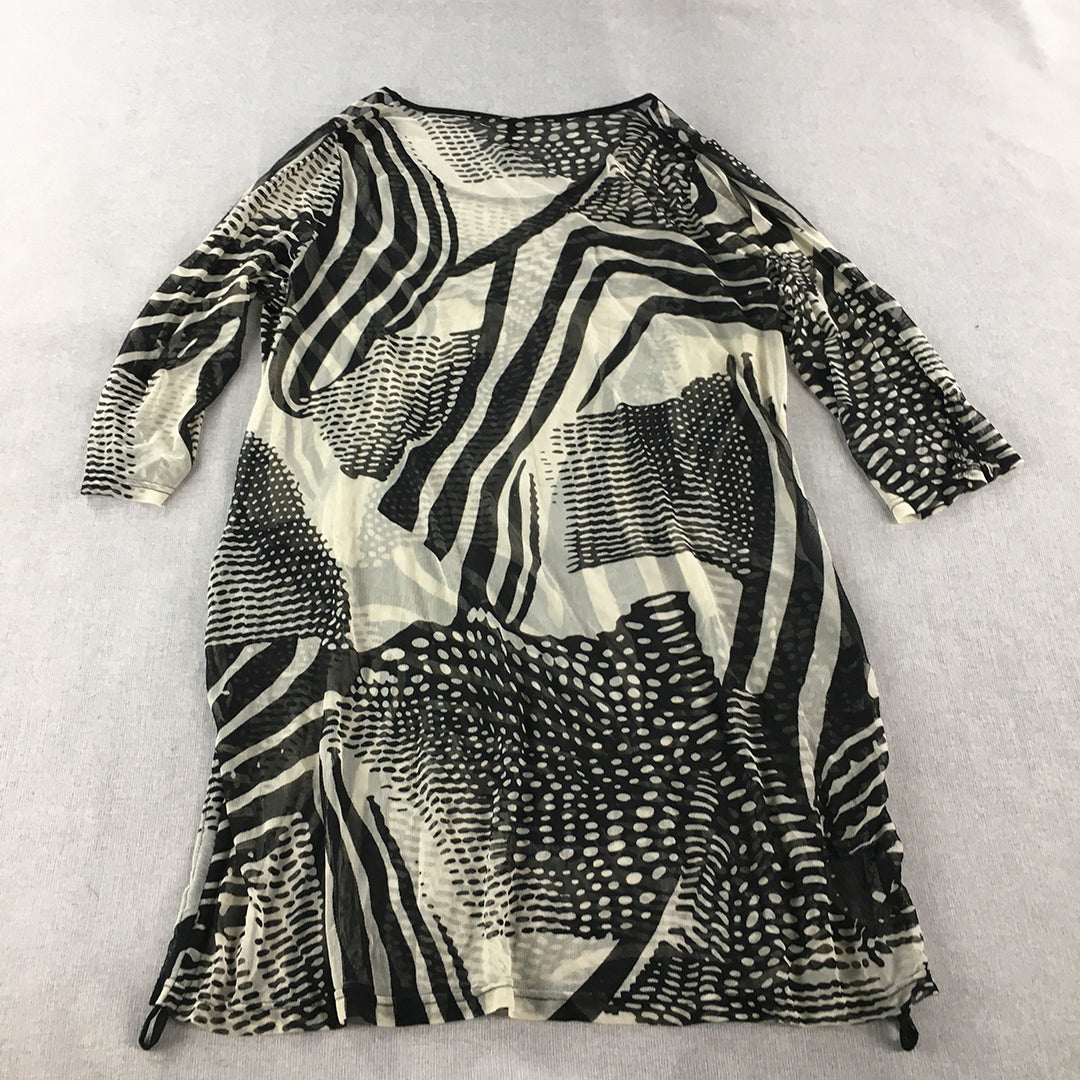 Taking Shape Womens Shift Dress Size M Black White Striped Abstract Mini