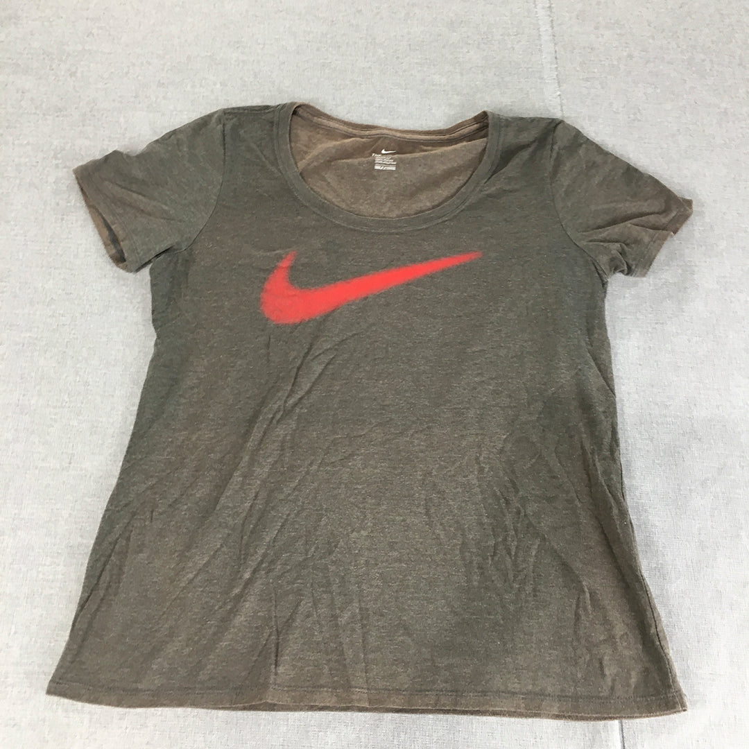 Nike Womens T-Shirt Size M Brown Red Swoosh Logo Crew Neck Short Sleeve