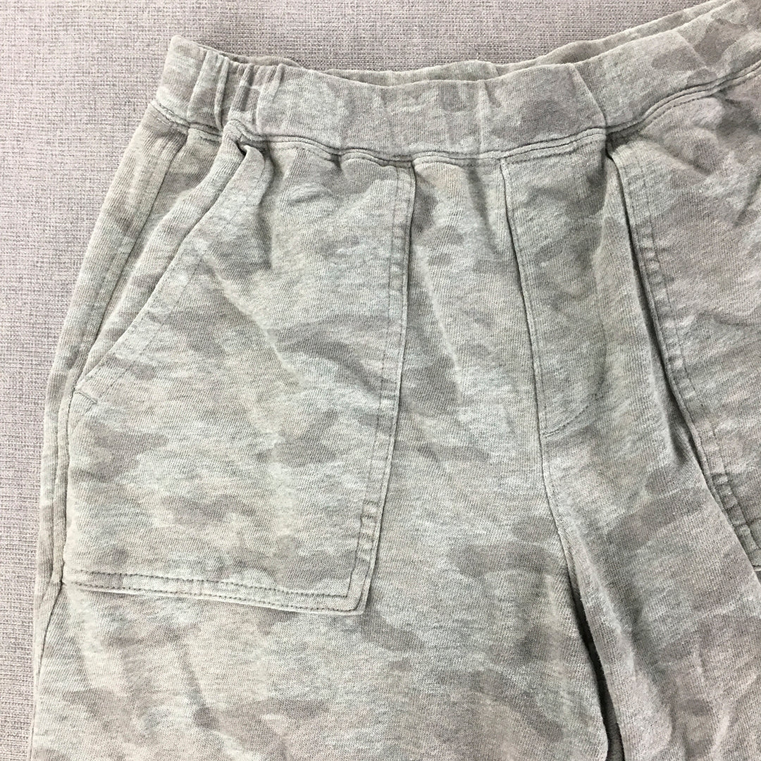 Uniqlo Kids Boys Shorts Size 13 Grey Camo Pockets