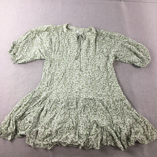 Spicy Sugar Womens Mini Dress Size 8 Green Floral Fit & Flare Short Sleeve