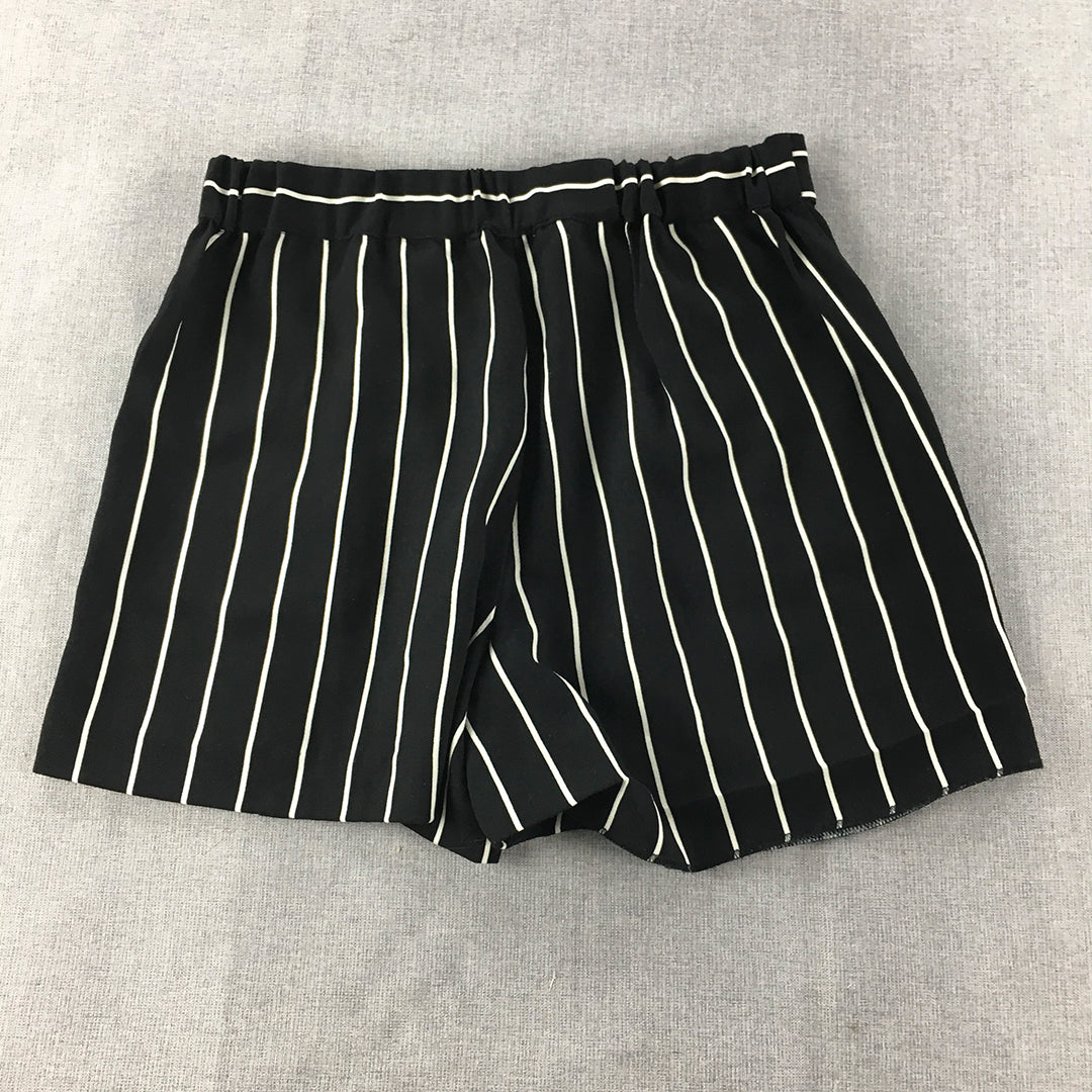 Decjuba Womens Shorts Size 8 Black Striped Elastic Waist