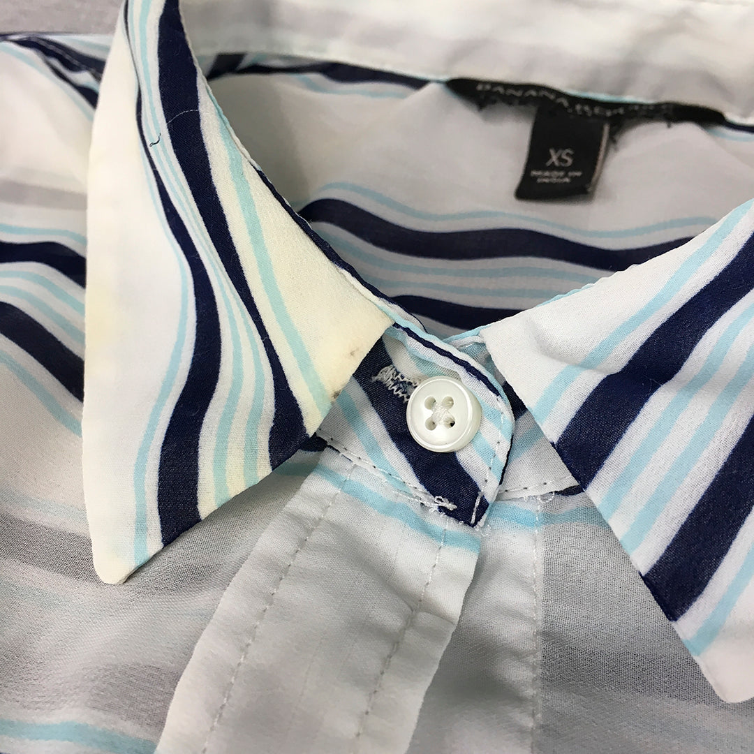 Banana Republic Womens Shirt Size XS White Blue Striped Button-Up Collared