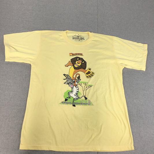 Vintage Madagascar Universal Studios Singapore T-Shirt Mens Size L Yellow