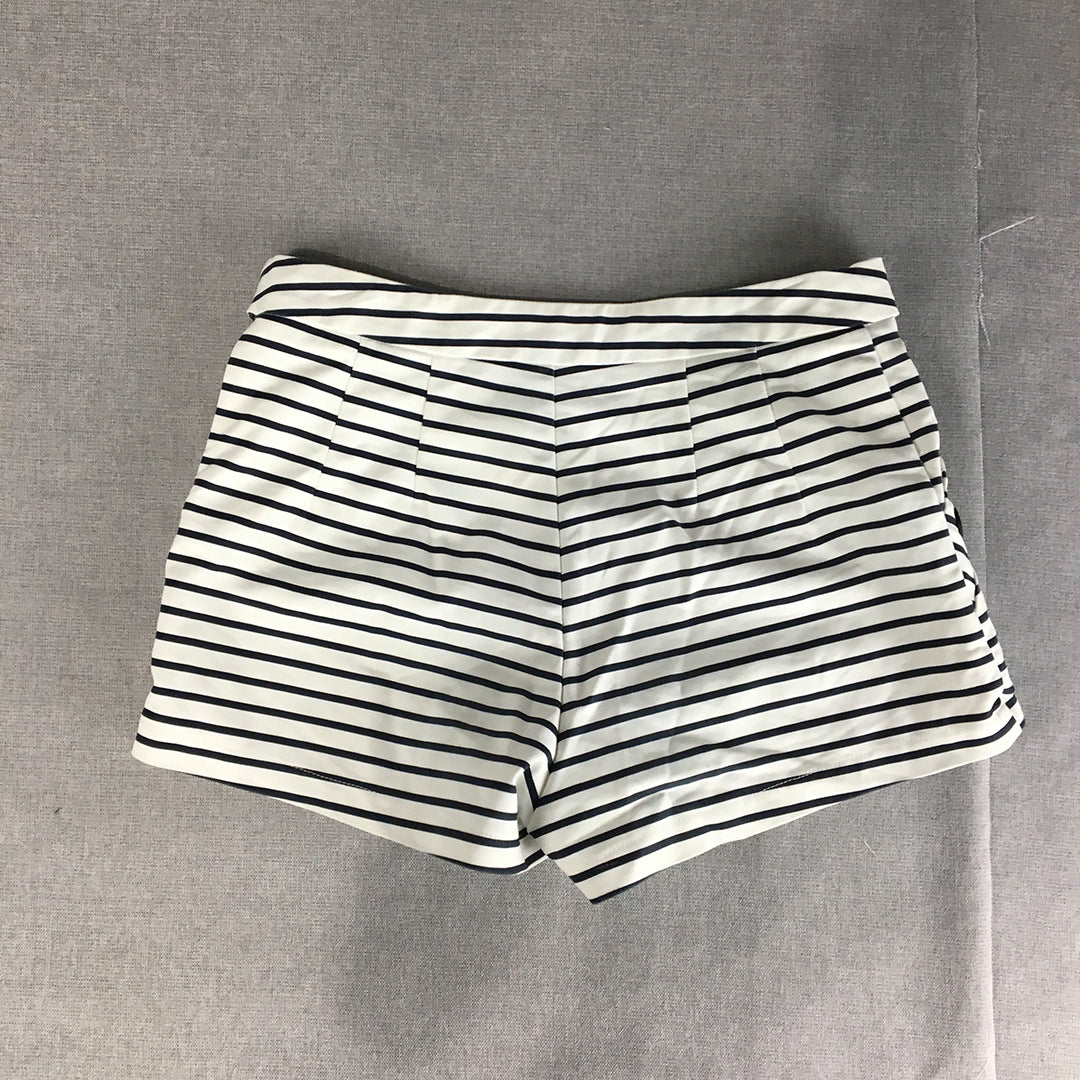 Valleygirl Womens Shorts Size 8 White Striped Stretch Fabric Pockets