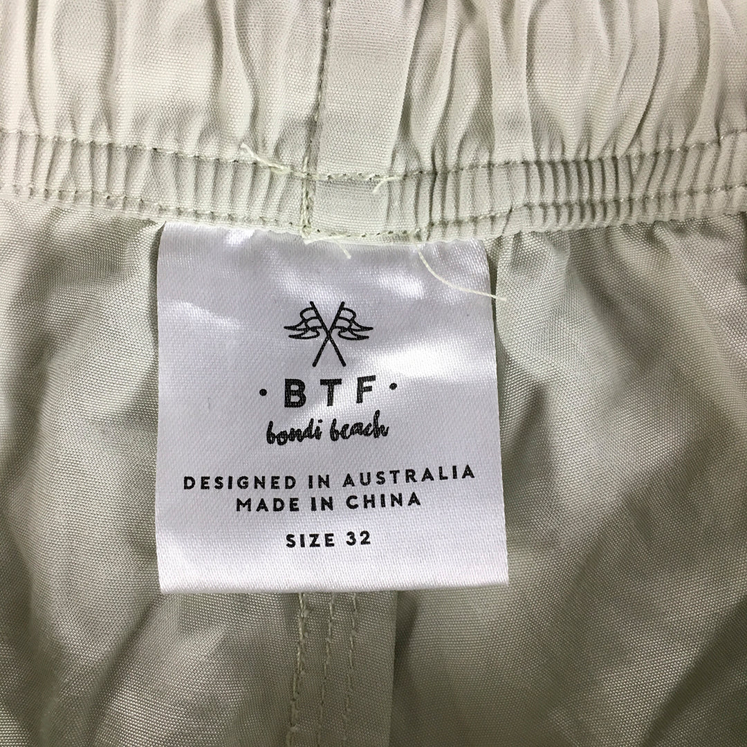 Between The Flags Mens Shorts Size 32 Light Green Drawstring BTF Bondi Beach