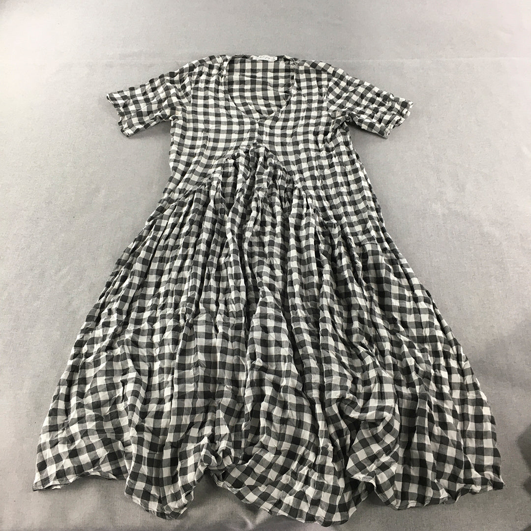 Petal And Pup Womens Dress Size M Black White Checkered Pleated A-Line