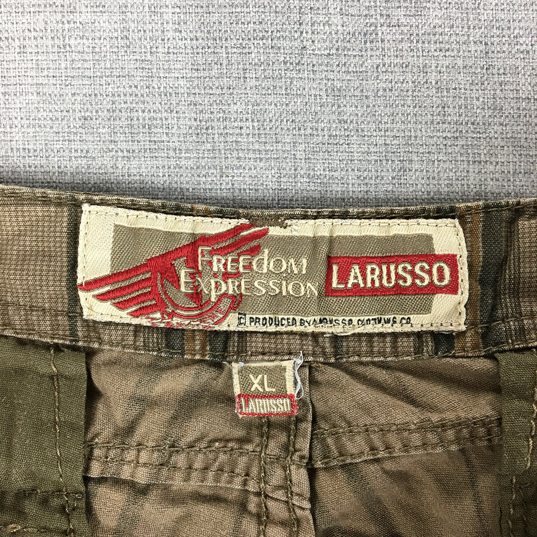 Larusso Mens Cargo Shorts Size XL Brown Checkered Pockets