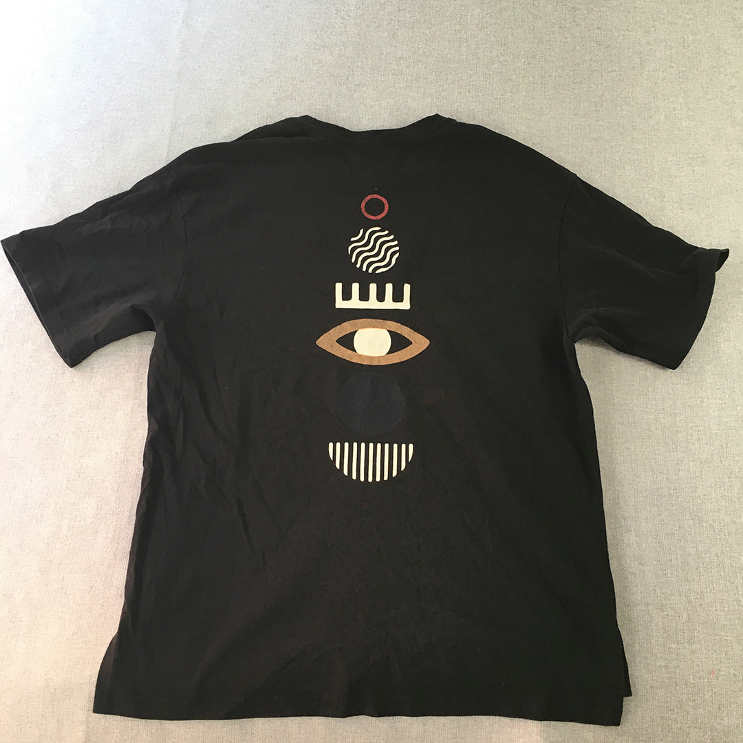 Coinlee Mens T-Shirt Size L Black Hieroglyphs Short Sleeve Korean Brand