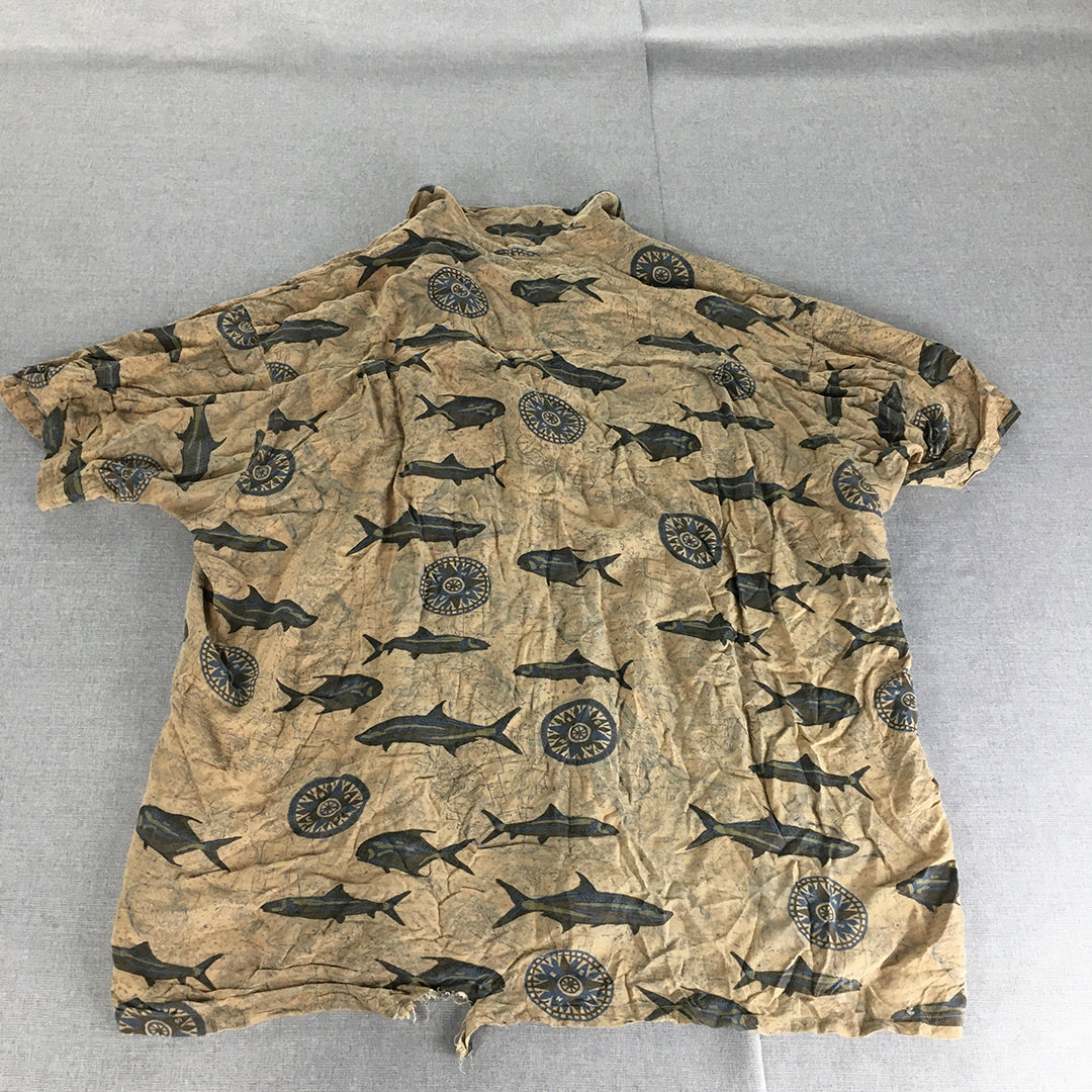 Columbia Mens Shirt Size XL Brown Fish Pattern Short Sleeve Button-Up Hawaiian