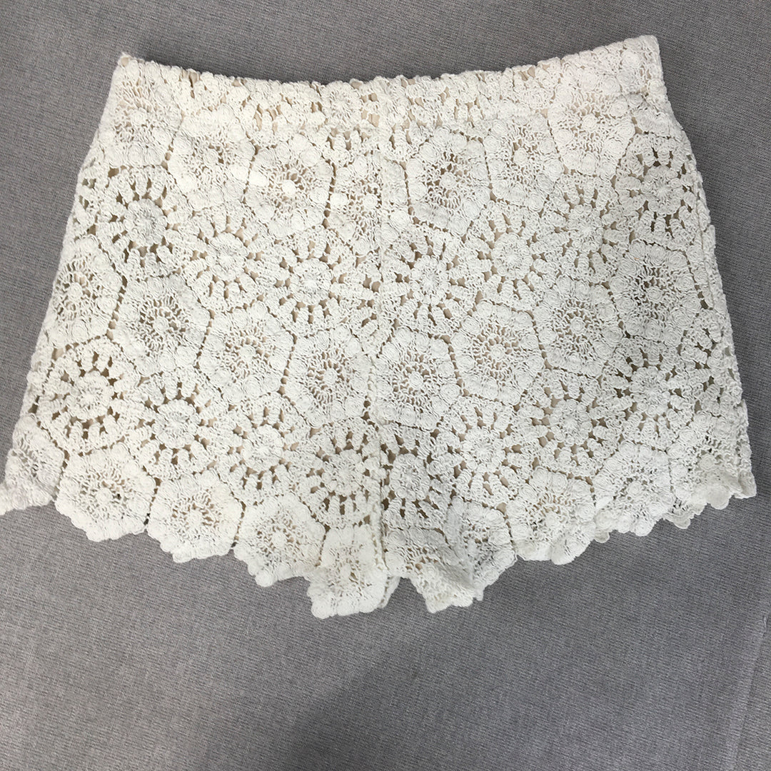 Zara Womens Shorts Size M White Floral Lace Elastic Waist