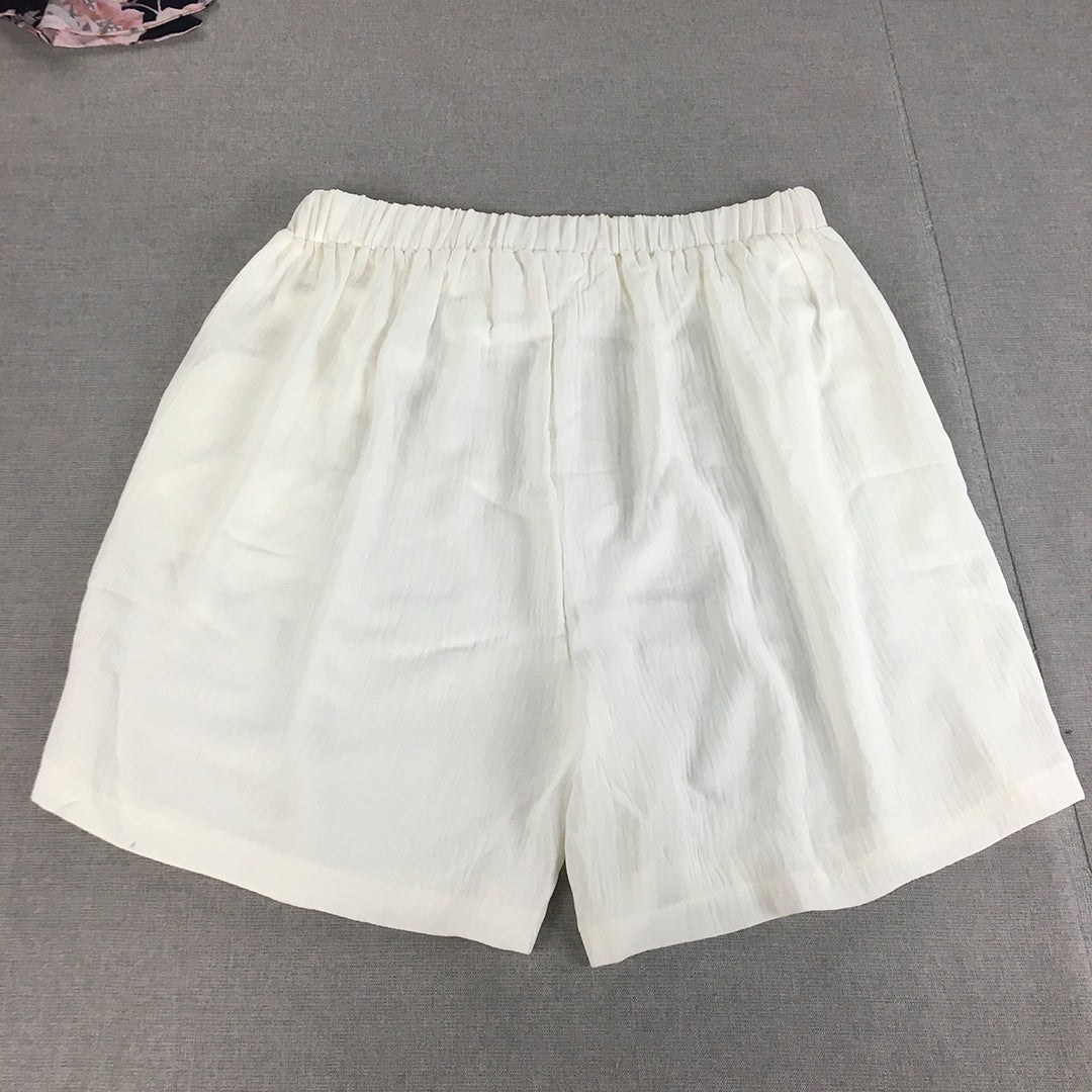 Valleygirl Womens Shorts Size 14 White Elastic Waist Pockets