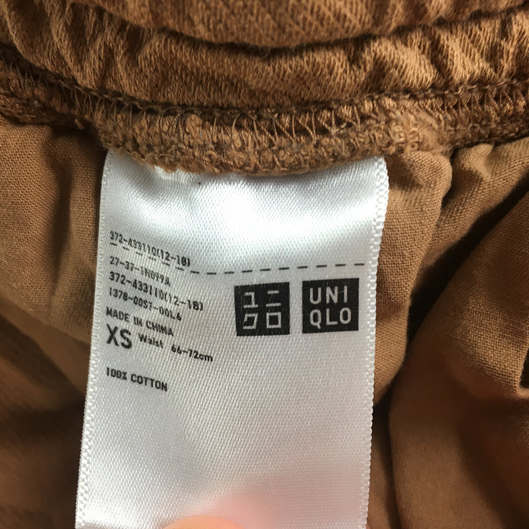 Uniqlo Mens Shorts Size XS Brown Elastic Waist Pockets