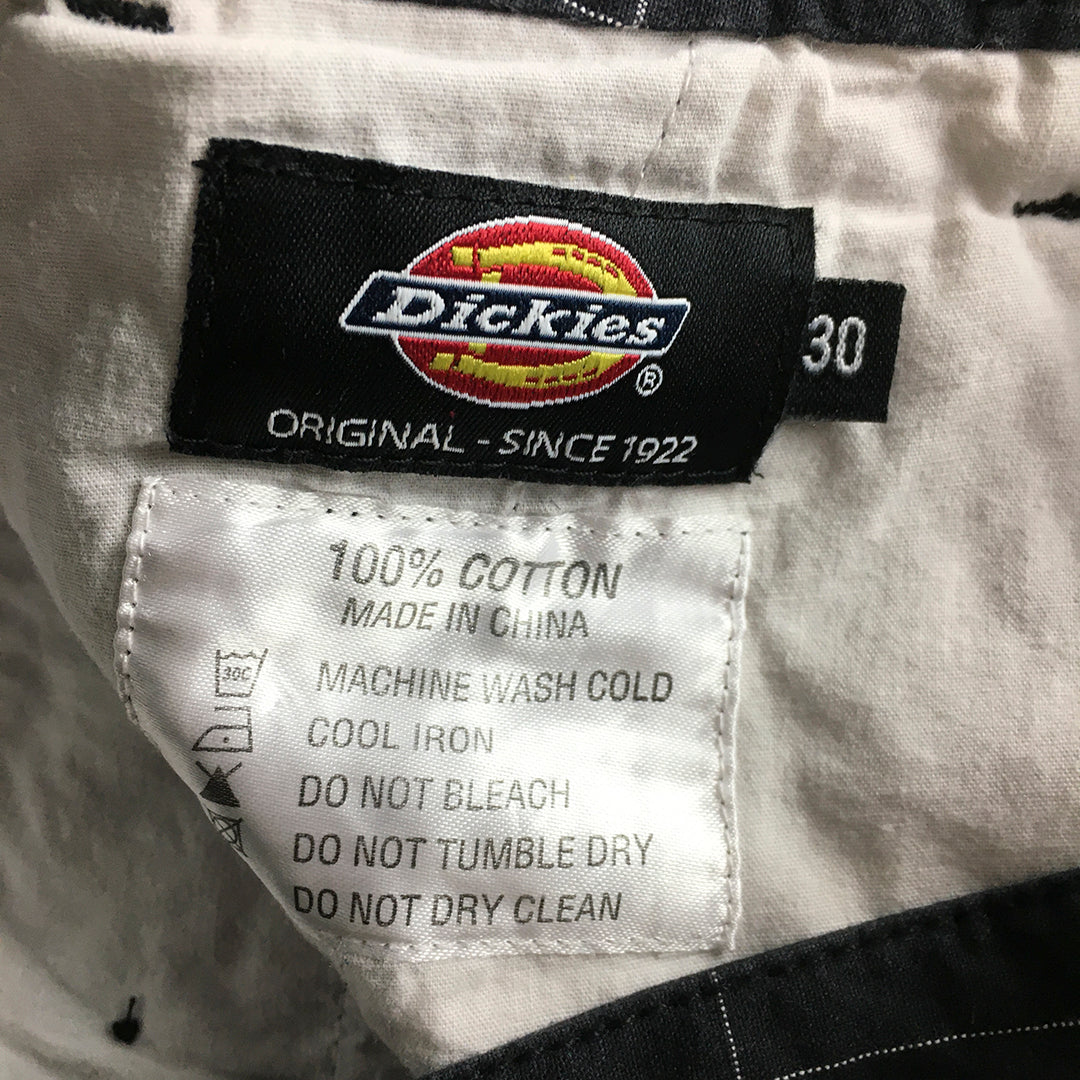 Dickies Mens Shorts Size 30 Black Checkered Logo Pockets