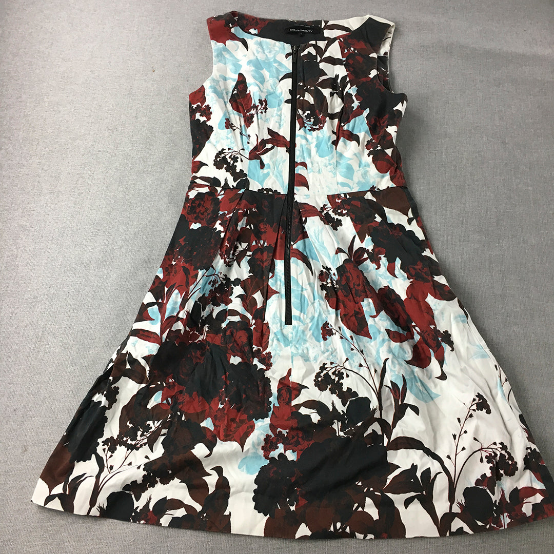 Cue In The City Womens A-Line Dress Size 8 White Red Black Floral Pleated Mini