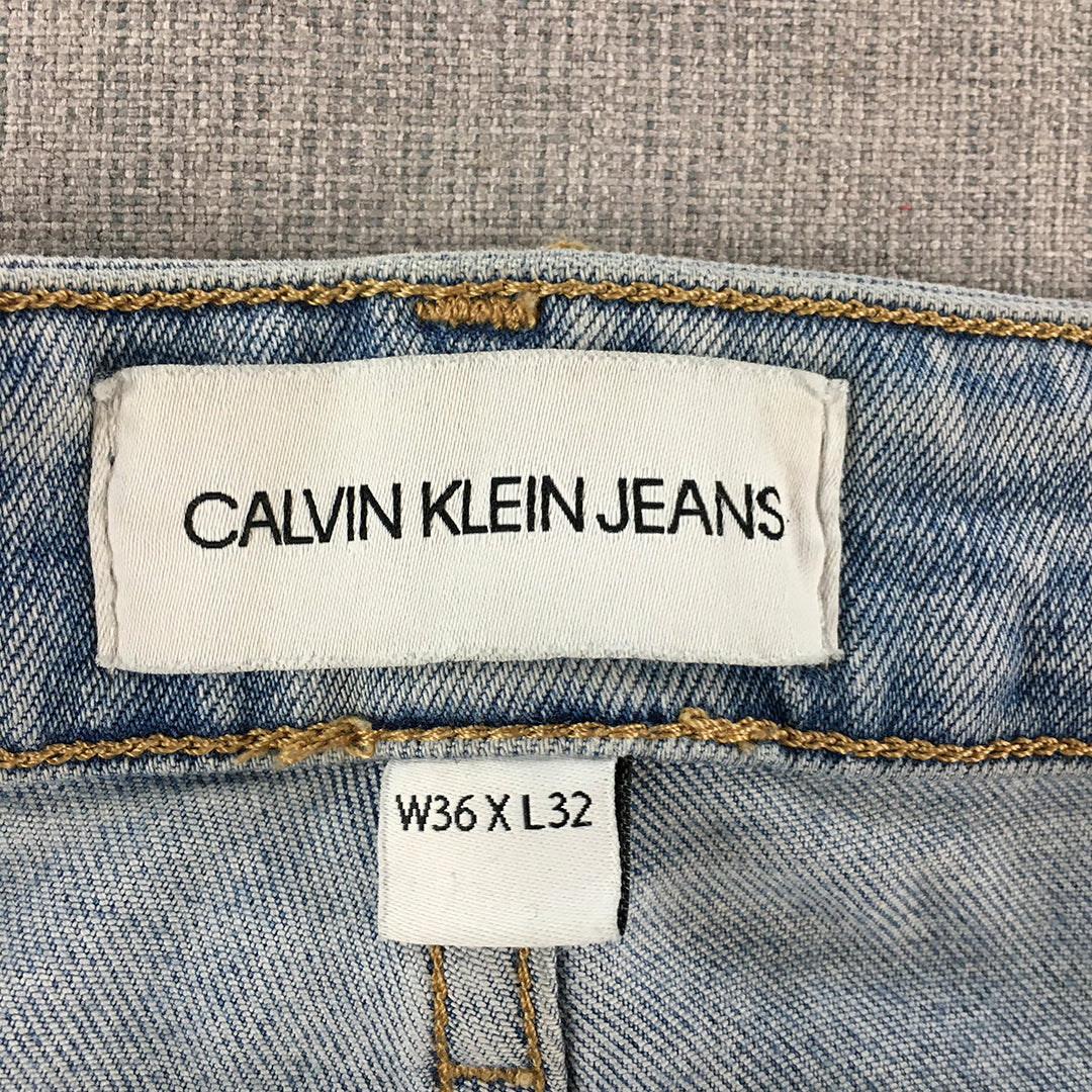 Calvin Klein Jeans Mens Size 36 x 32 Blue Light Wash Straight Denim