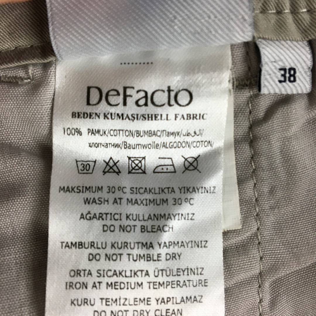 DeFacto Womens Bermuda Shorts Size 38EU (W32) Brown Pockets