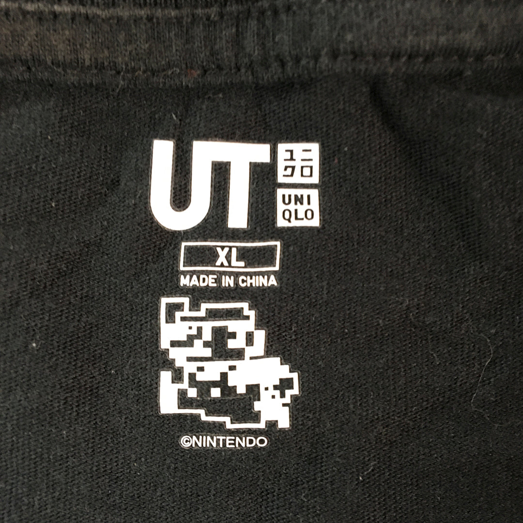 Uniqlo x Super Mario T-Shirt Adult Size XL Black Short Sleeve Crew Neck