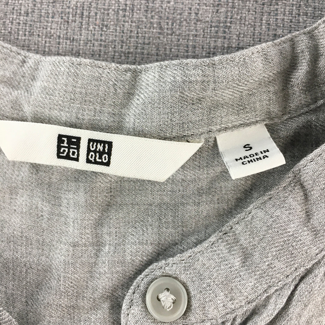 Uniqlo Mens Shirt Size S Grey Collarless Long Sleeve Button-Up