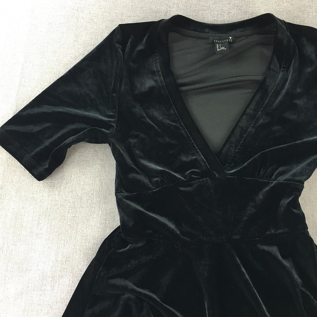 Forever New Womens Velvet Mini Dress Size S Black V-Neck Fit & Flare Velour