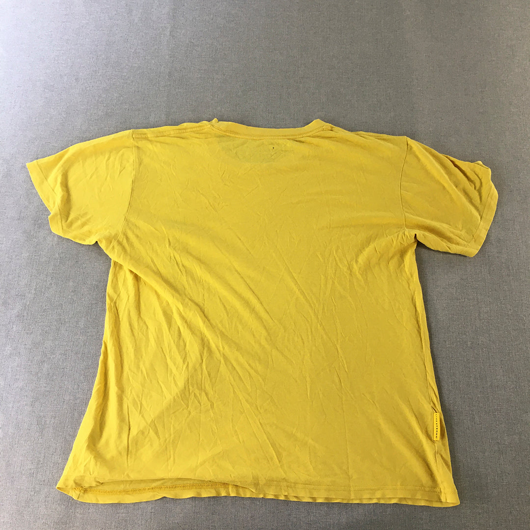 Nike Livestrong Mens T-Shirt Size M Yellow Logo Short Sleeve Tee