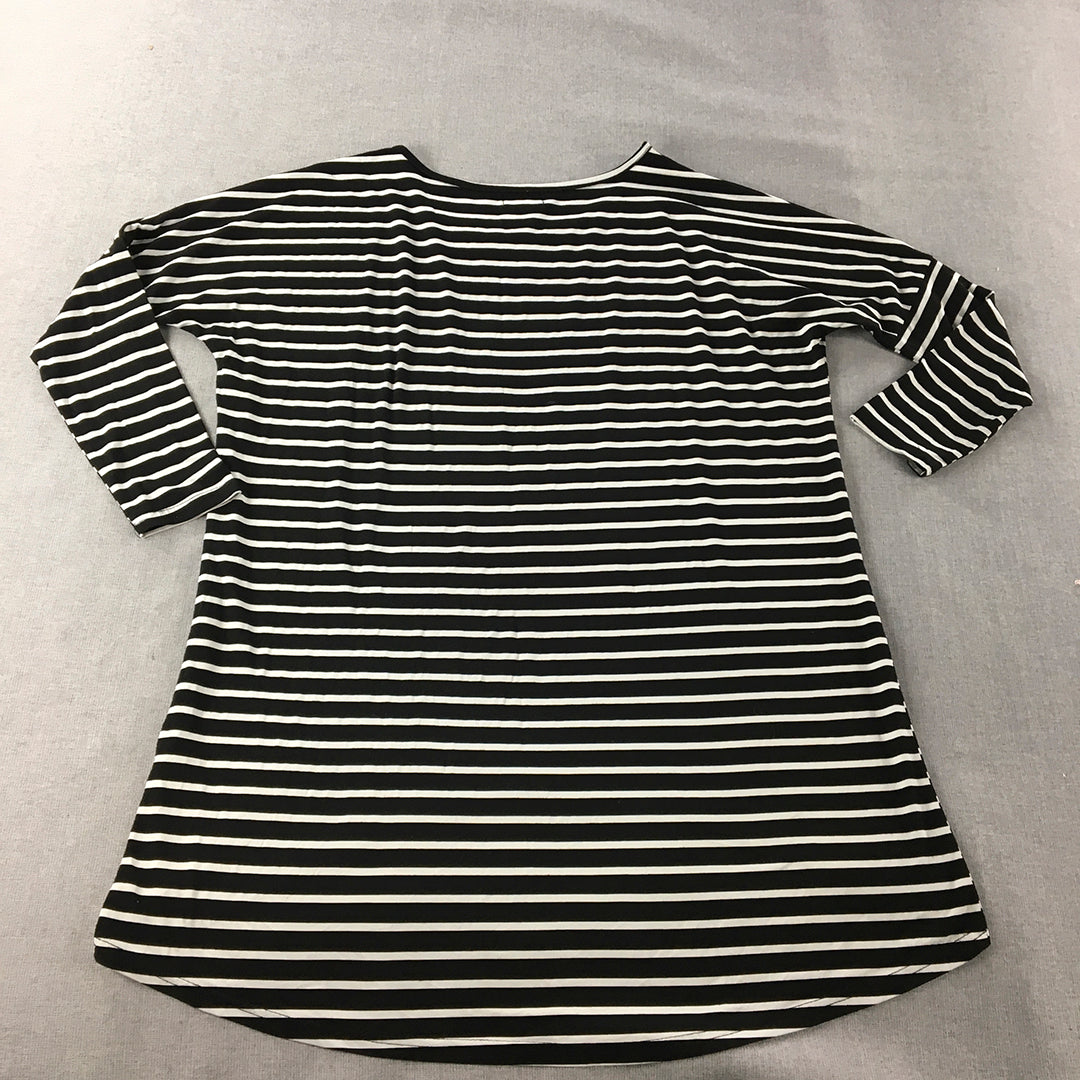 Freez Womens Knit Top Size M Black White Striped Pullover Crew Neck