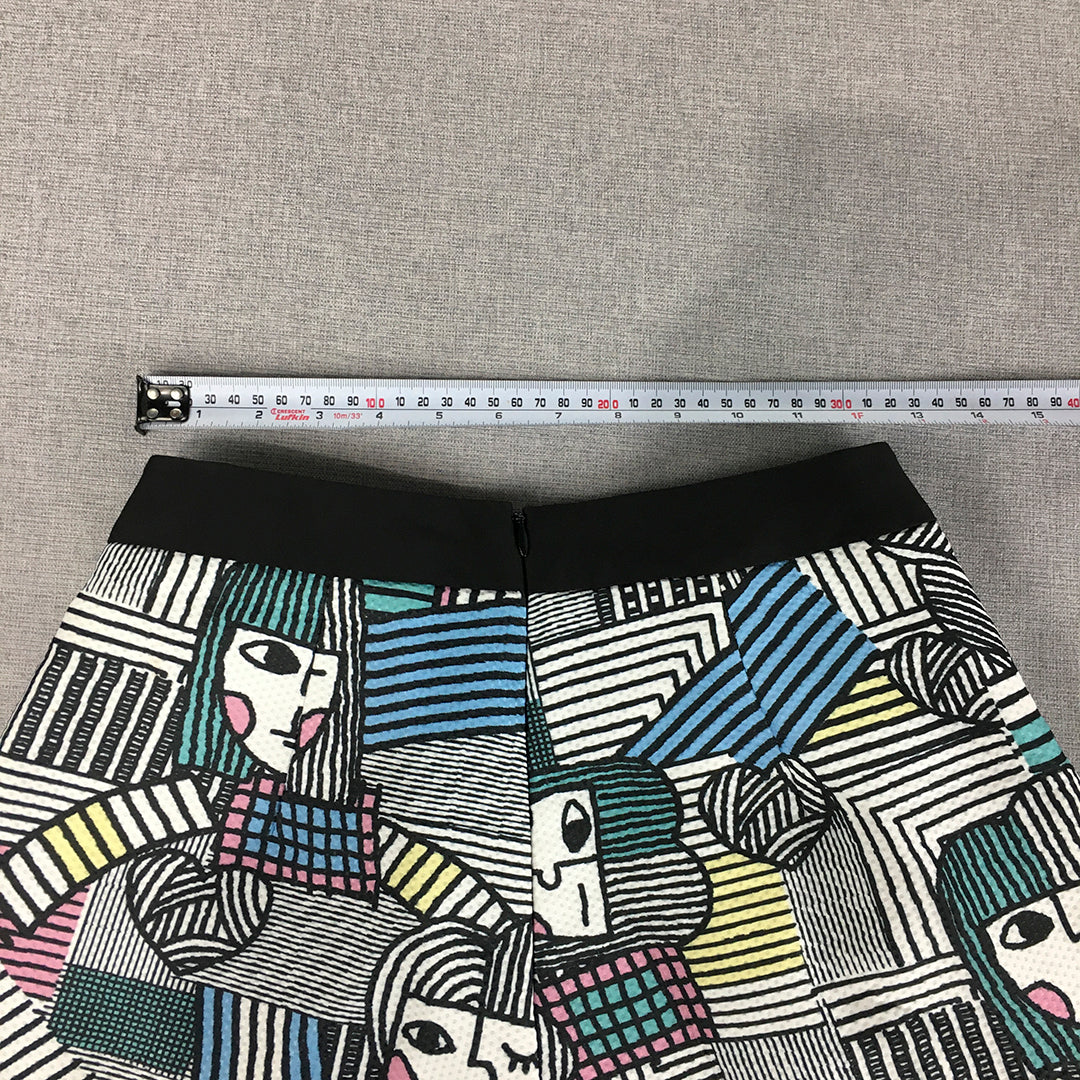 Five Pus Music Womens Shorts Size S White Green Black Abstract Art Girl Pockets