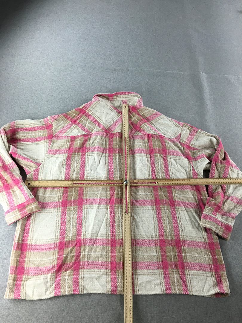 Boohoo Man Flannel Shirt Size 5XL White Pink Brown Checkered Button-Up