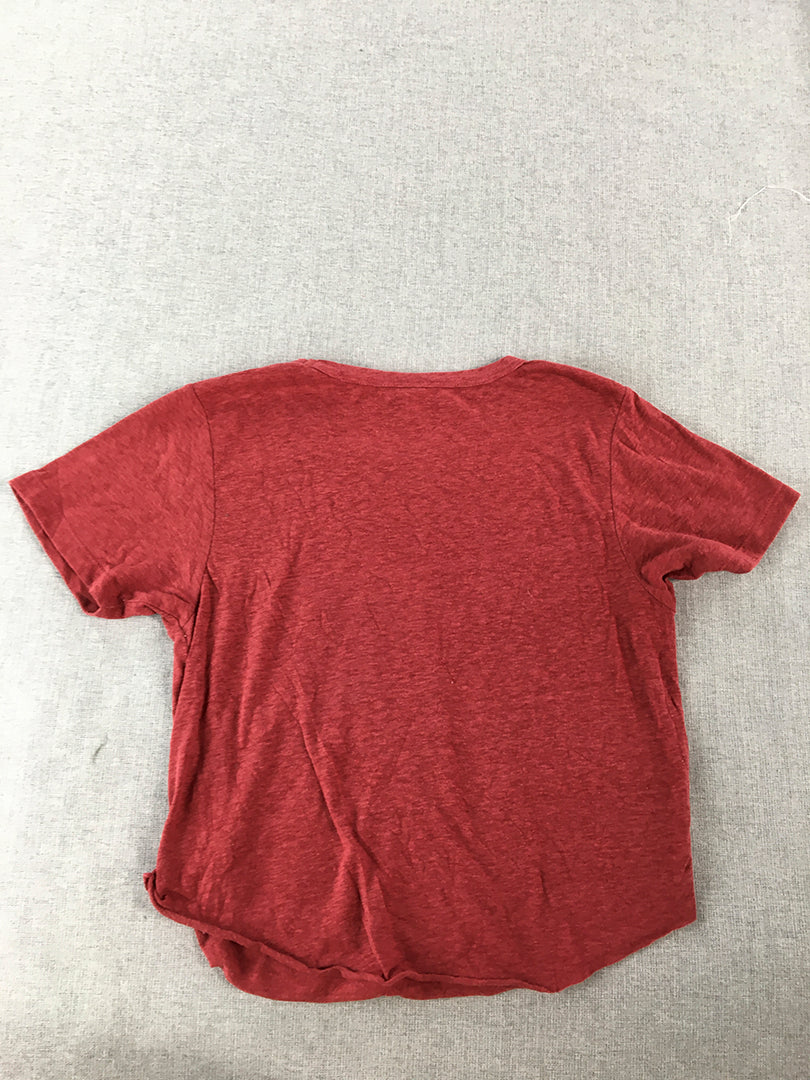 Lee Womens T-Shirt Size 8 Red Big Logo Short Sleeve Cropped Top