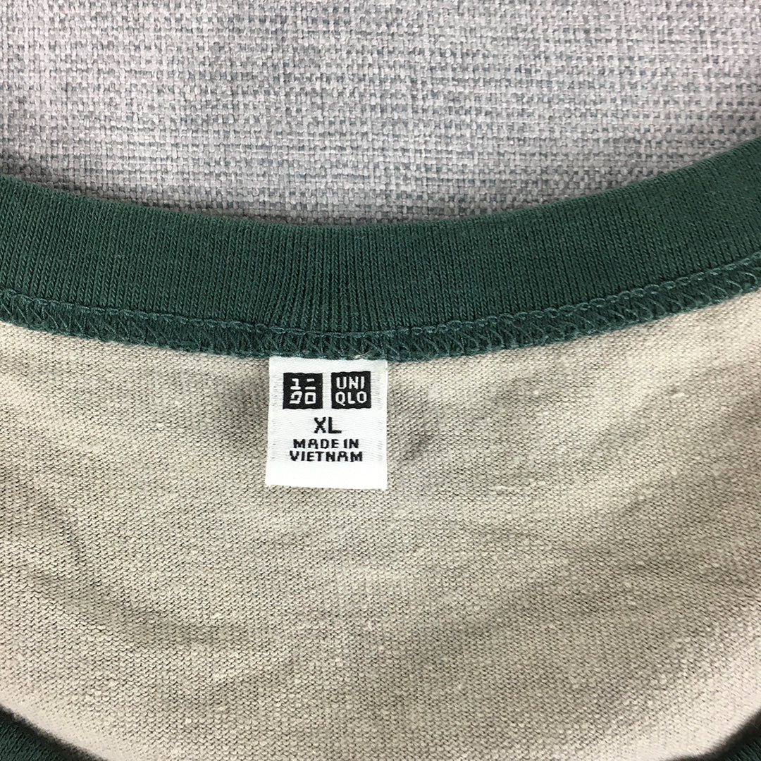 Uniqlo Mens T-Shirt Size XL Grey Green Crew Neck Short Sleeve Tee