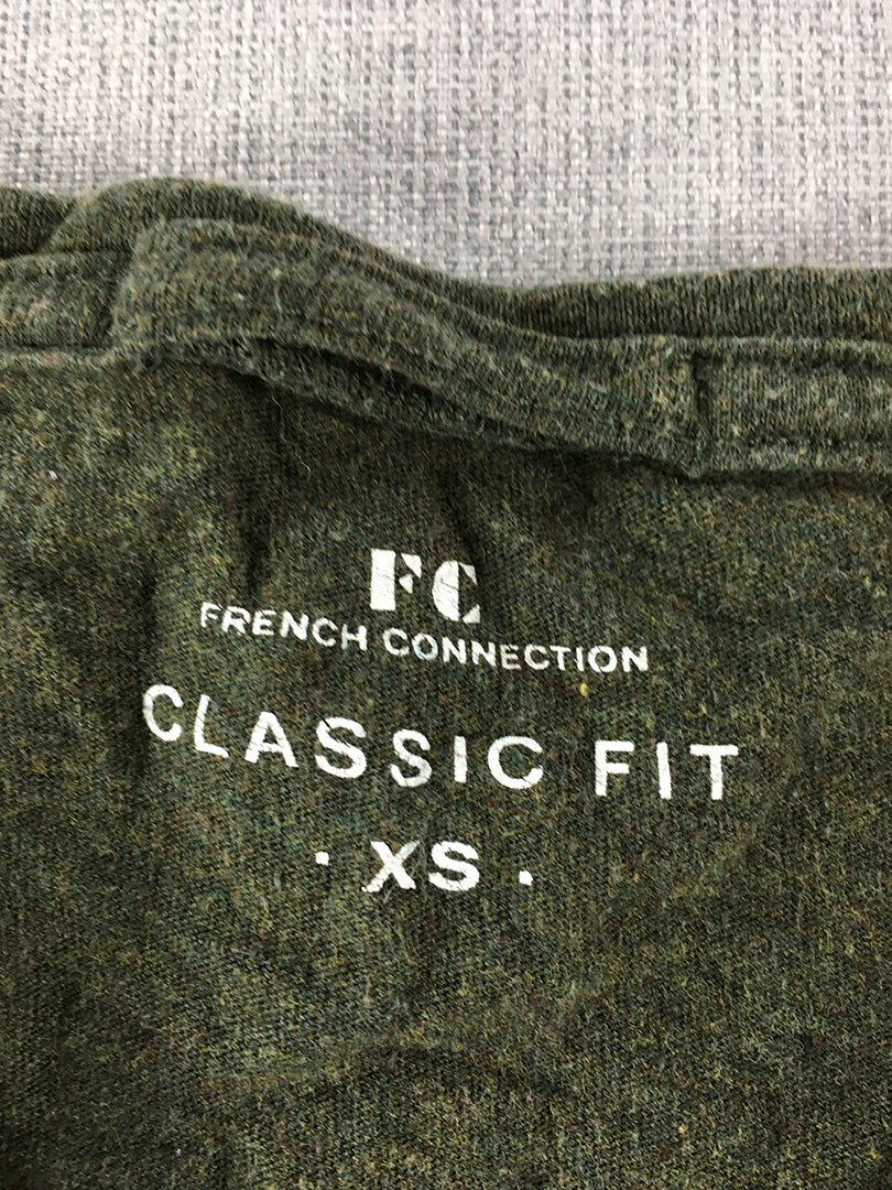 French Connection Mens T-Shirt Size XS Khaki Green V-Neck Short Sleeve Tee