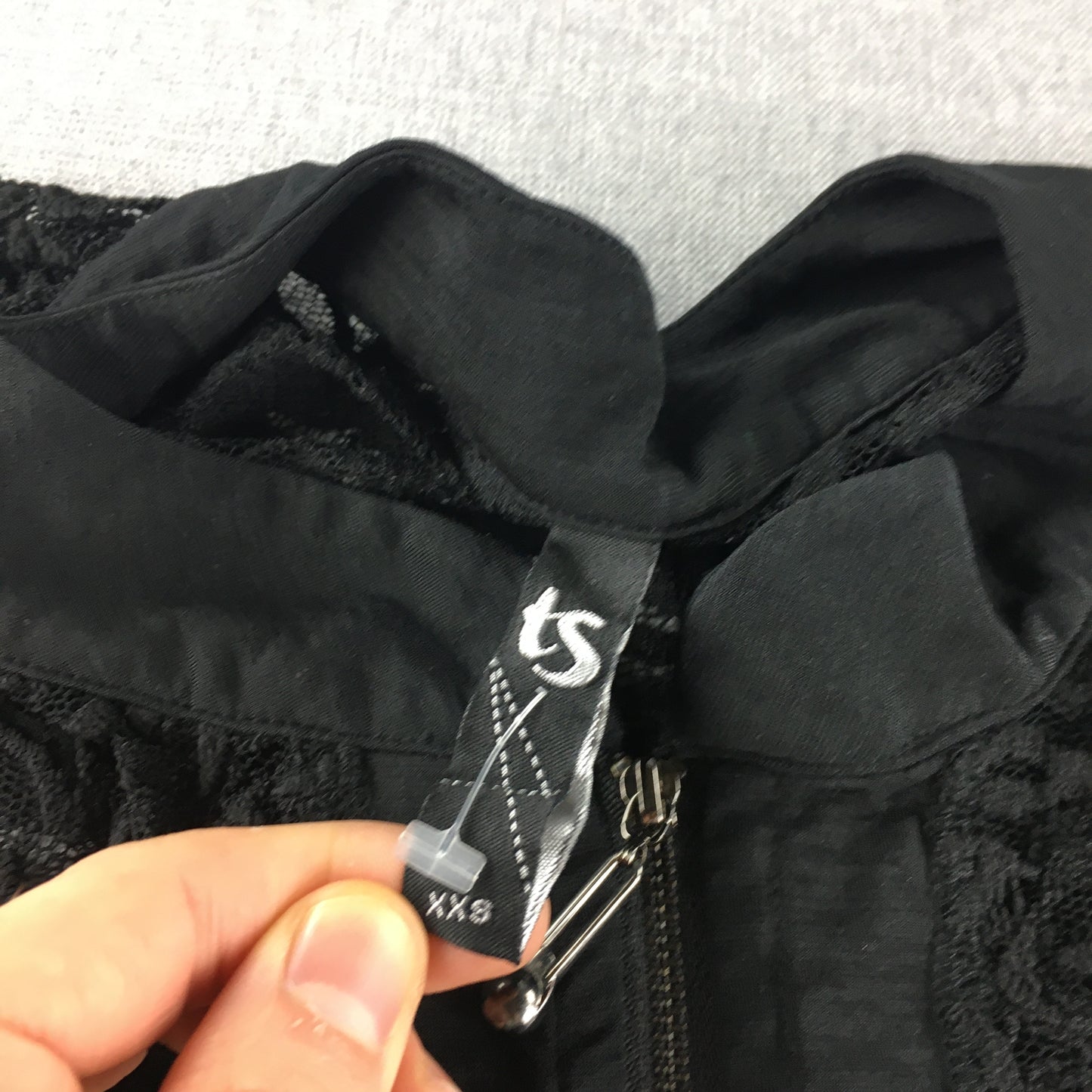 Taking Shape Womens Dress Size XXS Black Zip-Up Midi Short Sleeve TS