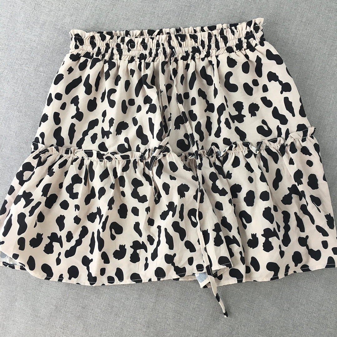 Yours Truly Womens Mini Skirt Size 6 White Black Dot Elastic Waist