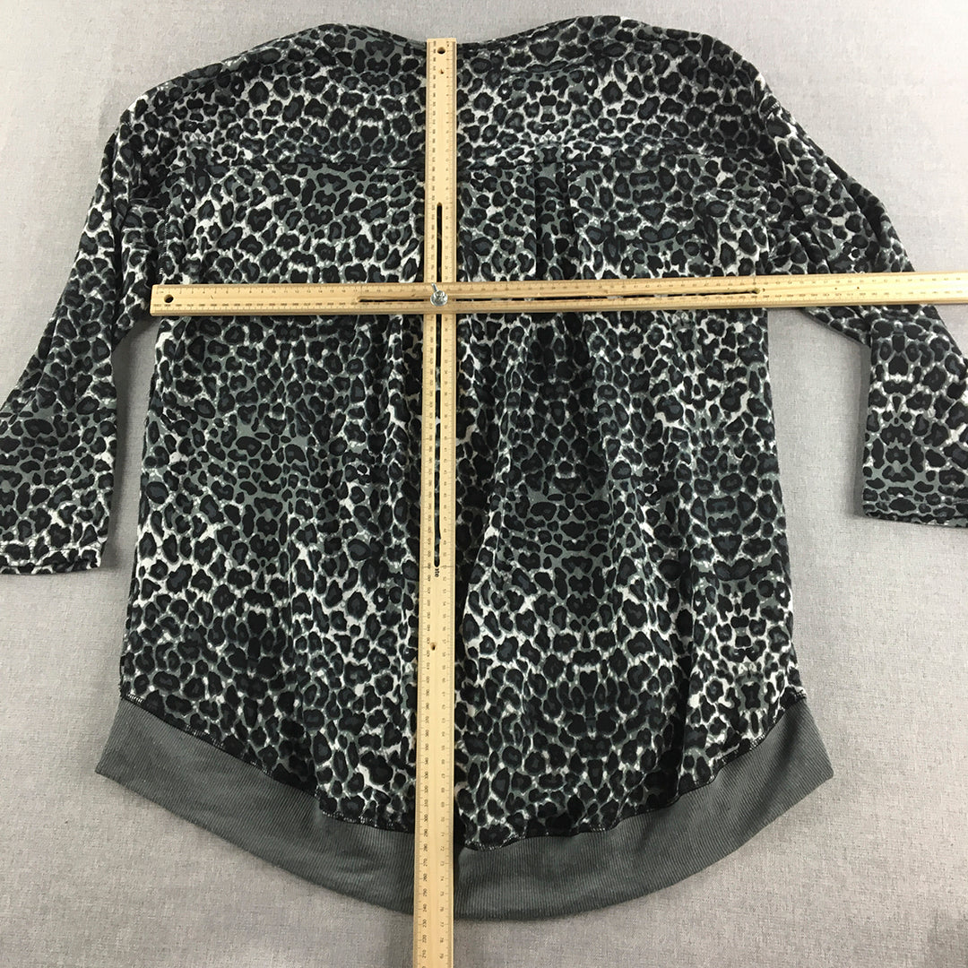 Celmia Collection Womens Top Size L Silver Leopard Print Long Sleeve Shirt