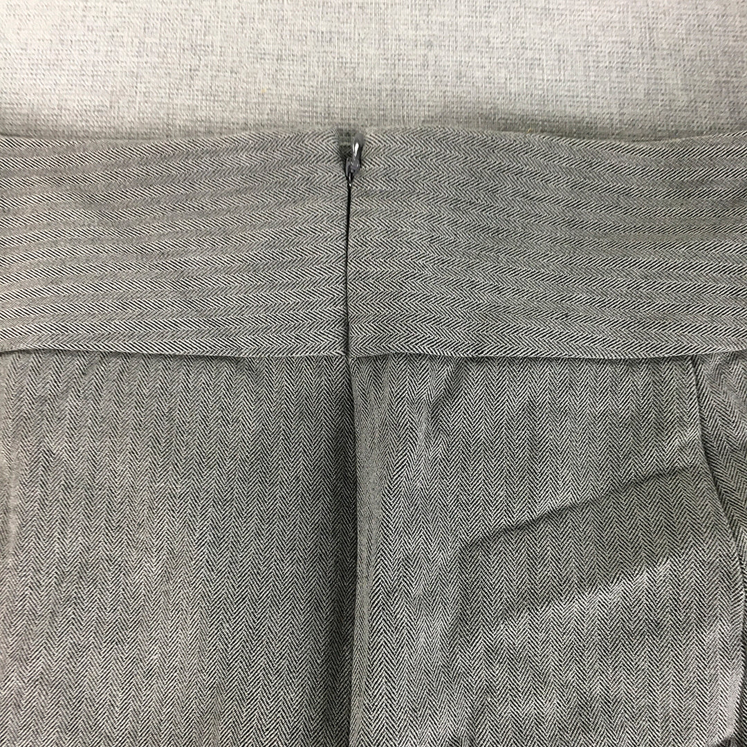 Banana Republic Womens Mini Skirt Size 16 TALL Grey Striped