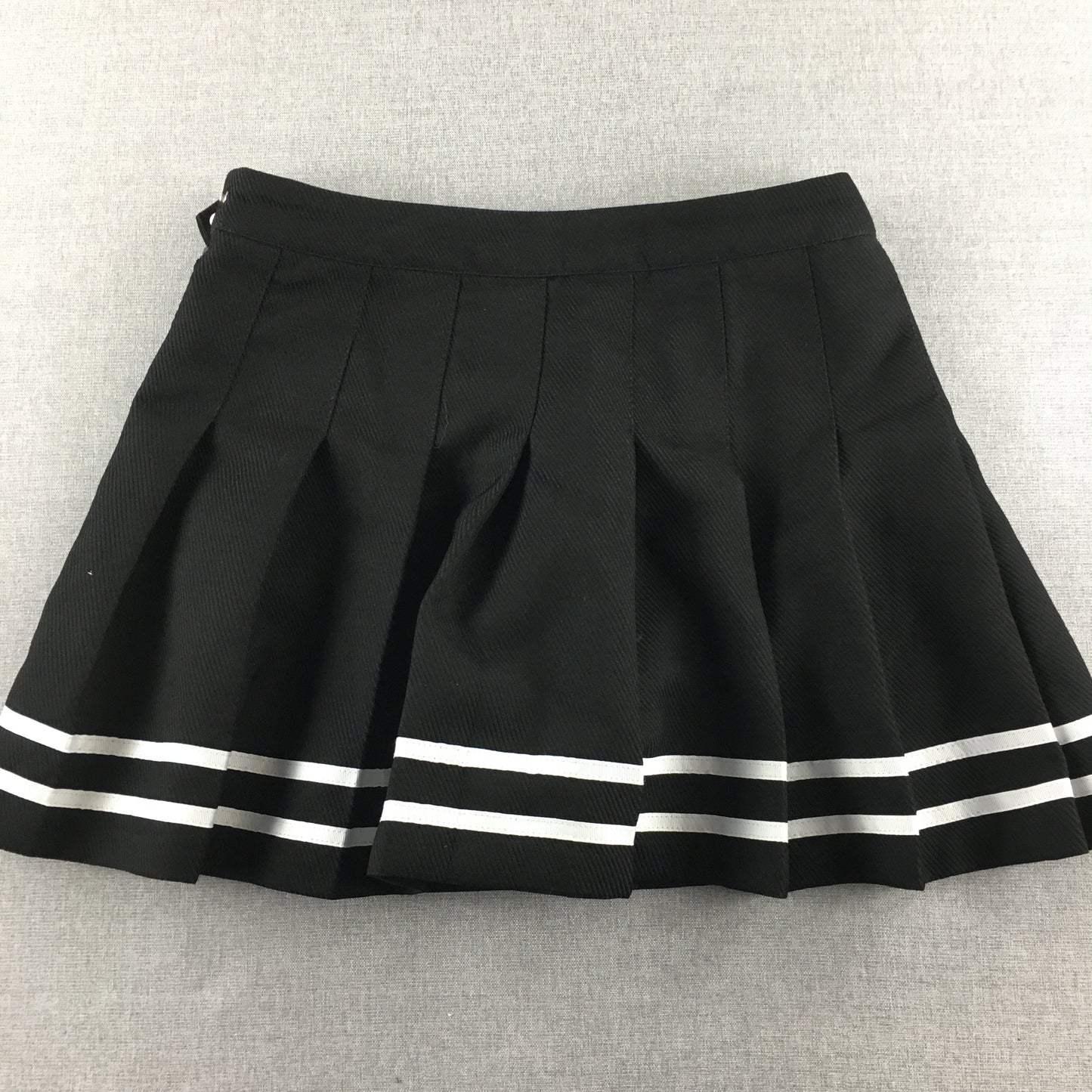 H&M Womens Mini Skirt Size 12 Black Pleated