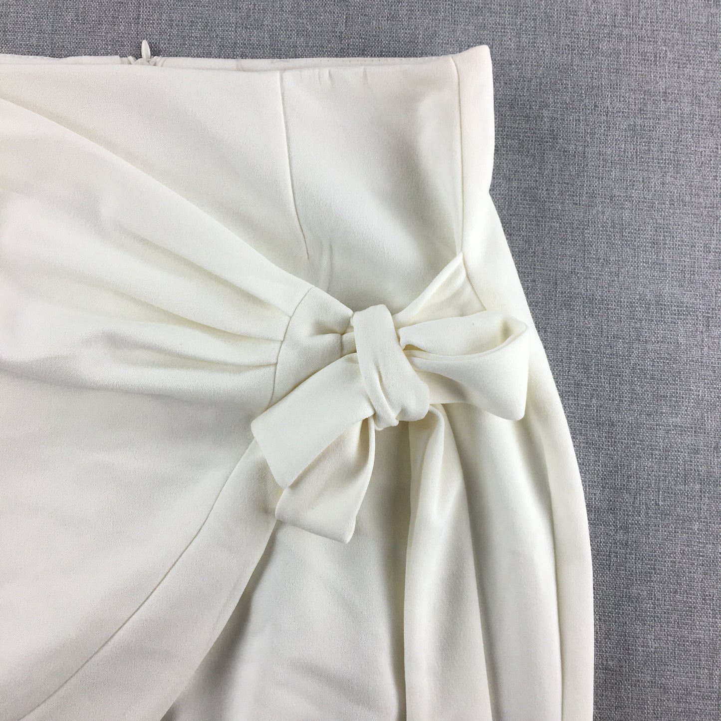 Vera & Lucy Womens Mini Skirt Size M White Bow Tie Accent