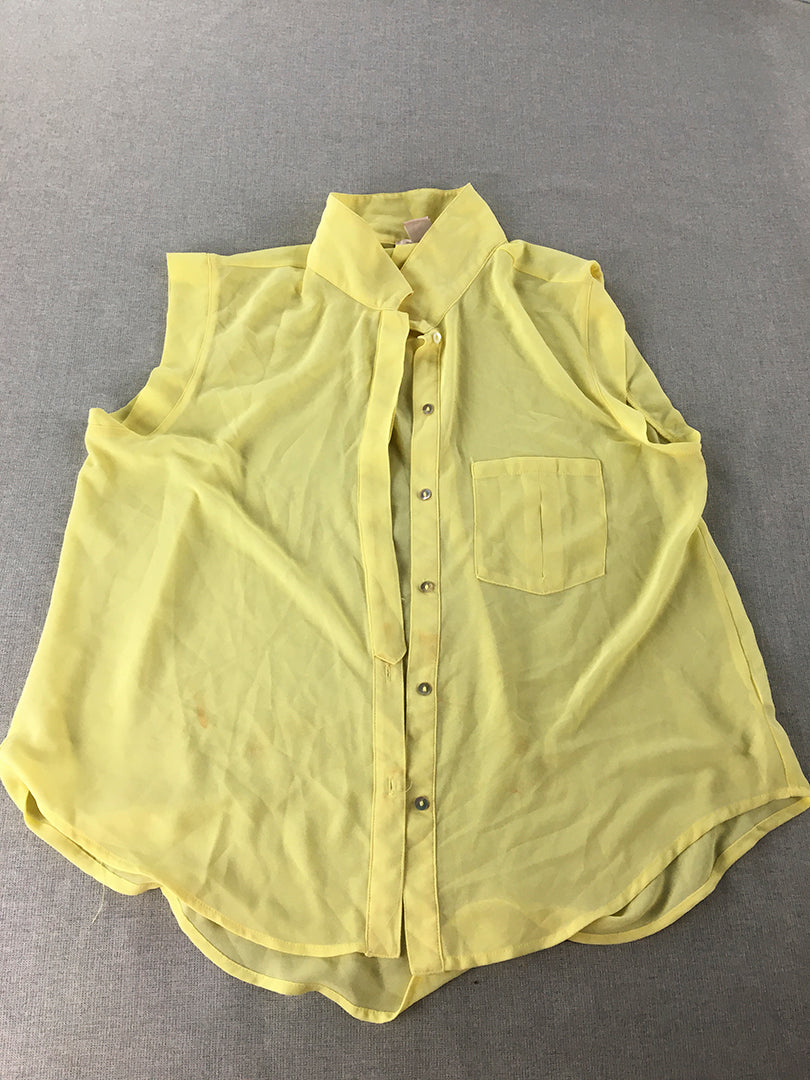 Forever 21 Womens Top Size M Yellow Sleeveless Button-Up Pocket Shirt