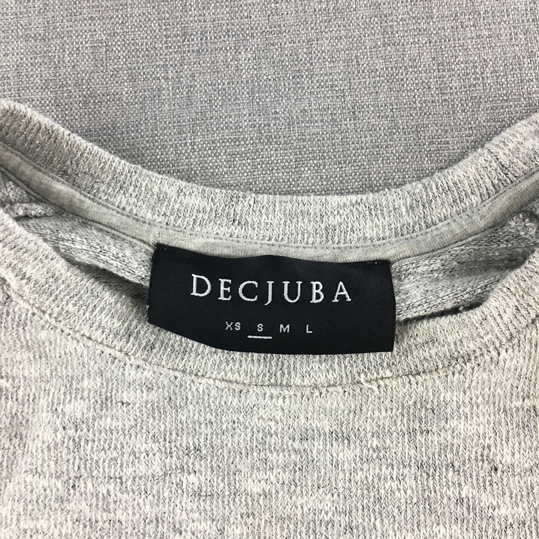 Decjuba Womens Knit Sweater Size S Grey Embroidered Logo Pullover Jumper