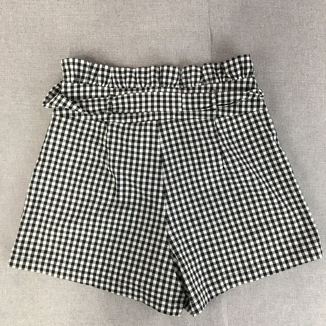 Boohoo Womens Bermuda Shorts Size 8 White Black Checkered Elastic Waist