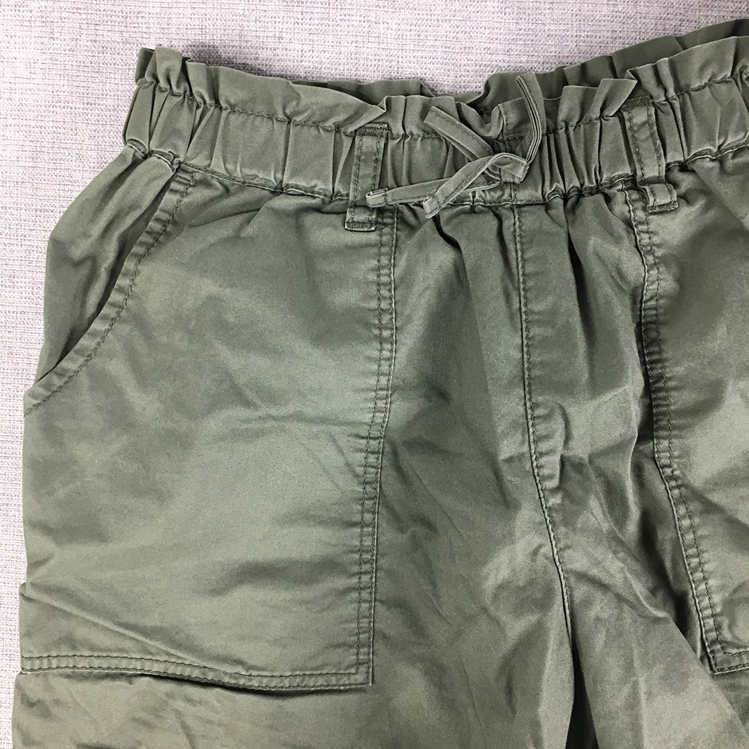 Uniqlo Kids Boys Shorts Size M Khaki Green Drawstring Elastic Waist Pockets